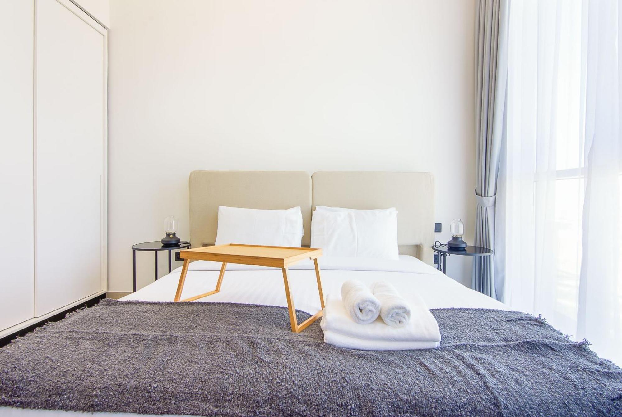Collective 2,0 Hills- Attractive 1-br Dubai